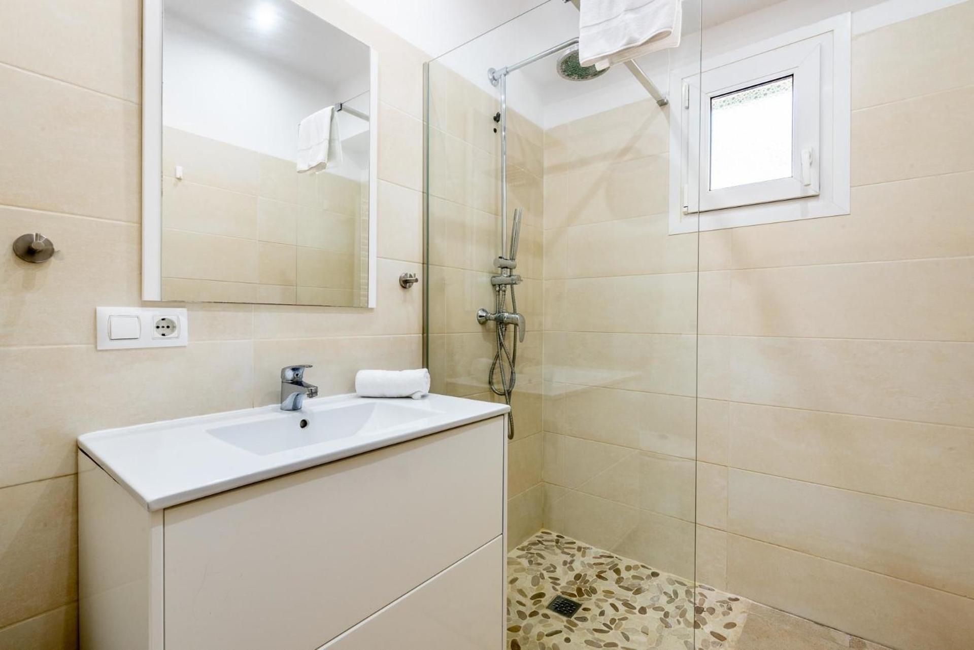 Fuer 4 Personen Ca 60 Qm In Portopetro, Mallorca Suedostkueste Von Mallorca